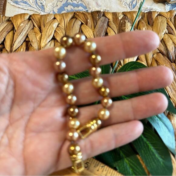 BOGO FREE GOLDEN PEARL BRACELET 7” - Picture 4 of 5